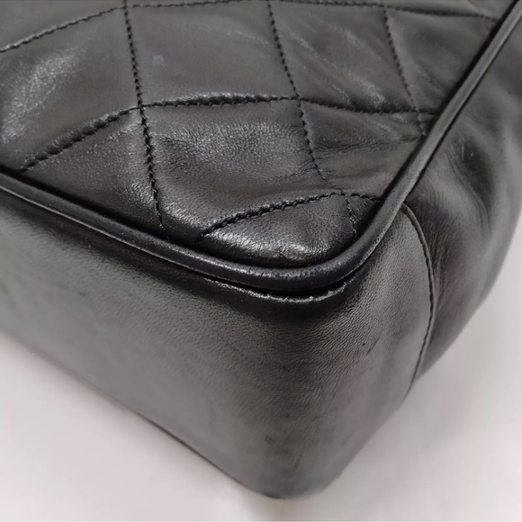 CHANEL CC Charm Matelasse Chain Tote Bag Leather Black - Picture 5 of 13